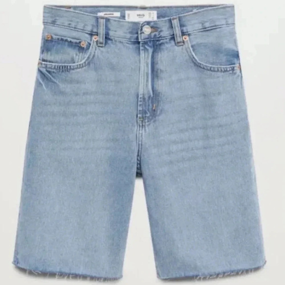 Ariadna Bermuda High waist shorts with frayed hem - Picture 2 of 11